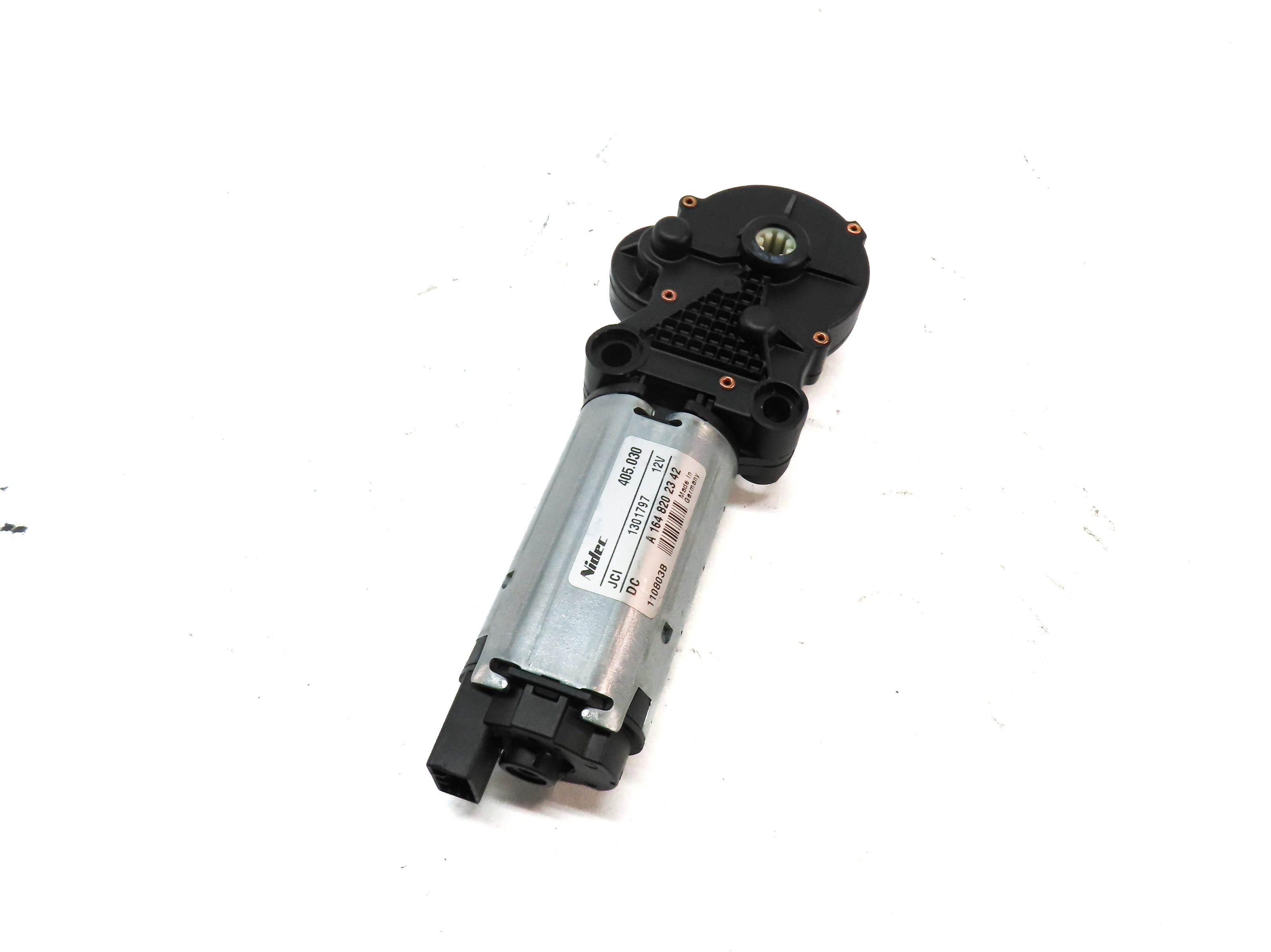 2012 MERCEDES GL450 (X164) REAR 3RD THIRD ROW SEAT BACK FOLD ADJUST MOTOR — exact item pictured